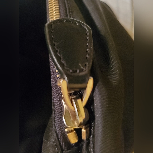 Stuart Weitzman Black Nylon Flap/ Gold Metallic hobo purse bag - Picture 5 of 10